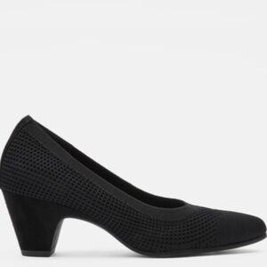 Eileen Fisher Kiss Stretch Knit Pump